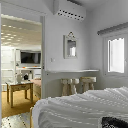 Elpis Mykonos - Delos Port Apartment *